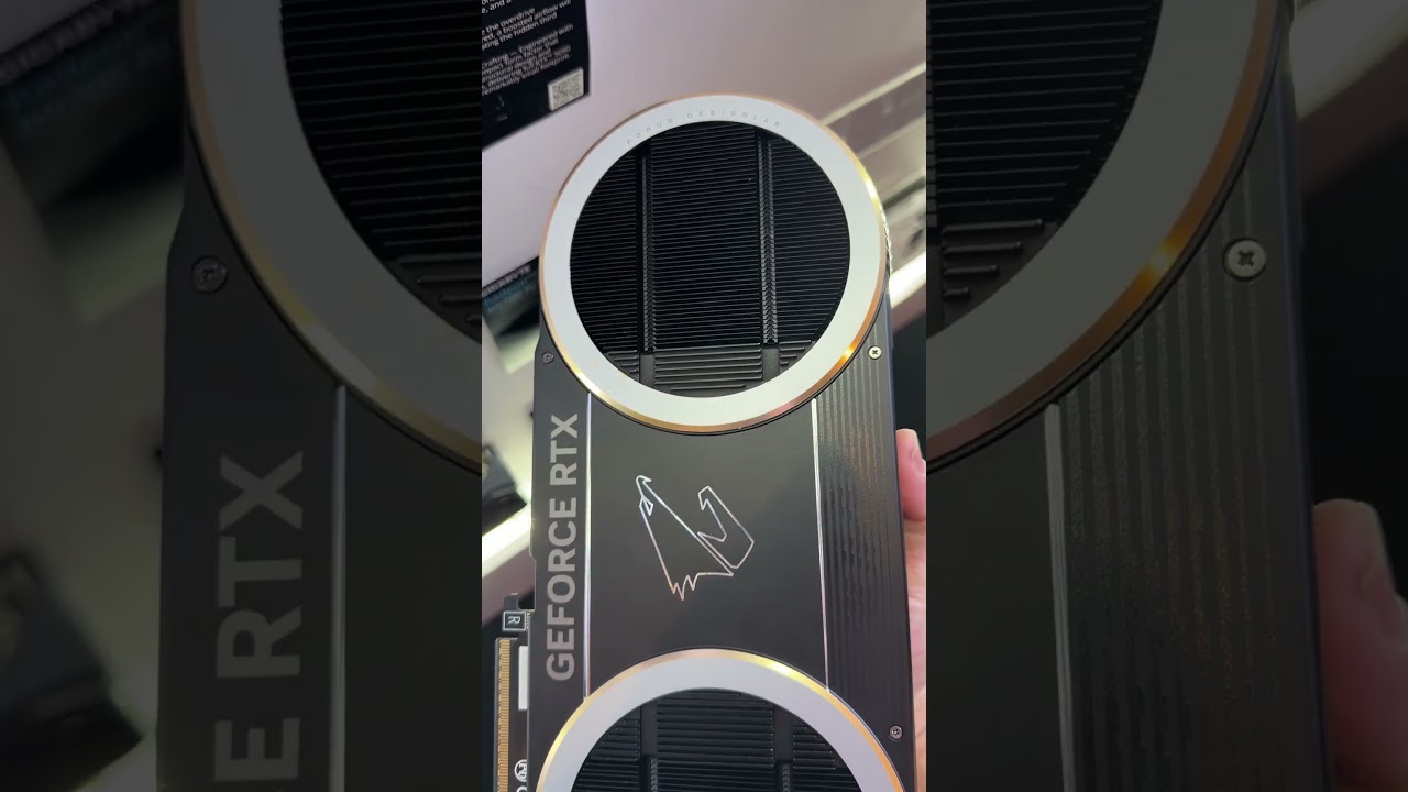Что вы думаете об этом дизайне? Видеокарта Aorus 5090 к 40-летию компании #ces #aorus #gpu #gamin...