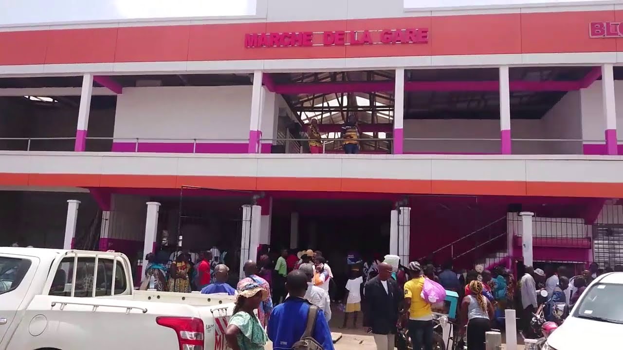 DOUALA 2ÈME : LE MARCHÉ DE LA GARE OUVERT