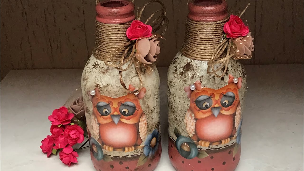 Garrafinhas de leite de coco decorada com decoupage e pintura diferente