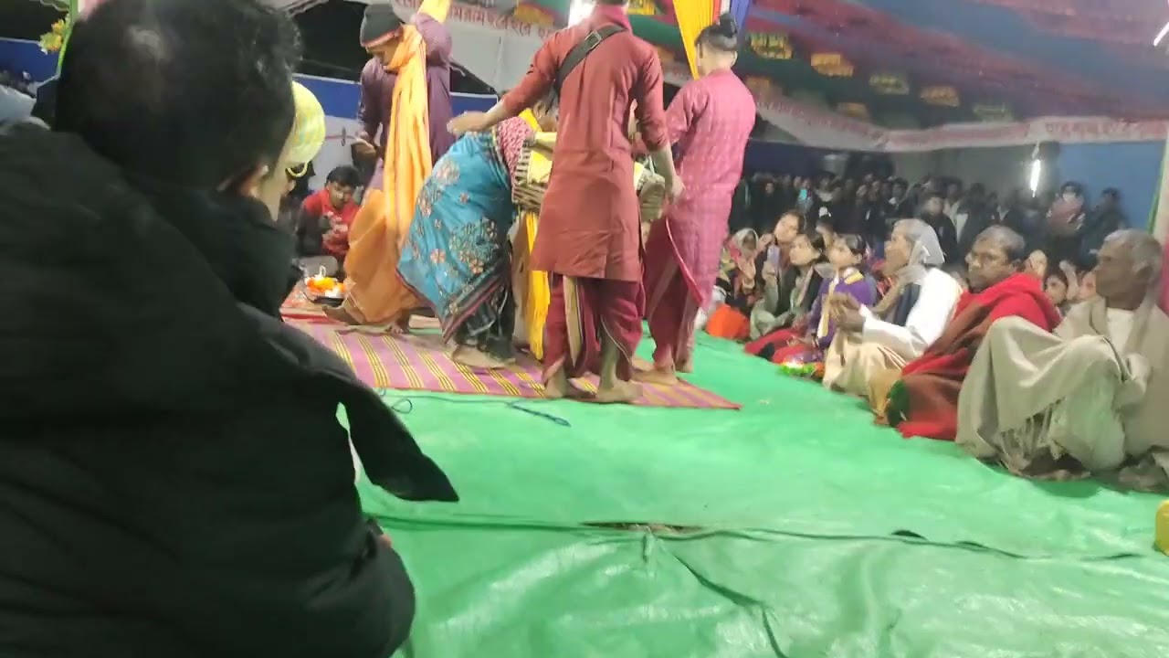 ও বুড়ায় প্রেম এনেছে শান্তিপুরে,,,,,,,,, কীর্তনীয়া সুজিত বিশ্বাস কন্ঠে গাওয়া গান 2