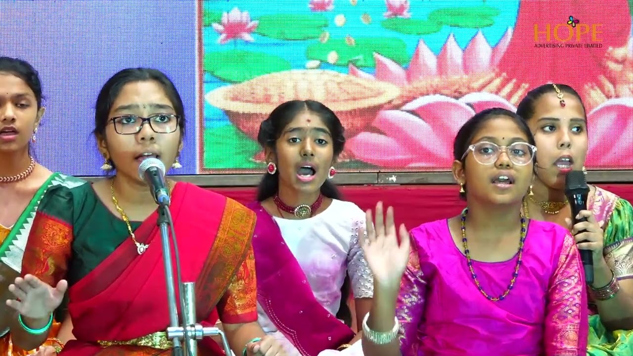Amba stavam by Students of Saraswathi Sangeetha Nritya Sikshanalayam 