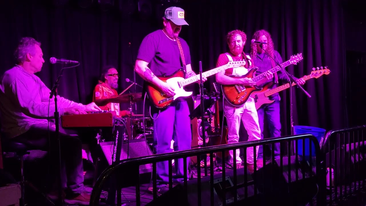 Swamp Flower 12/10/25 @ Martins Roanoke Va 