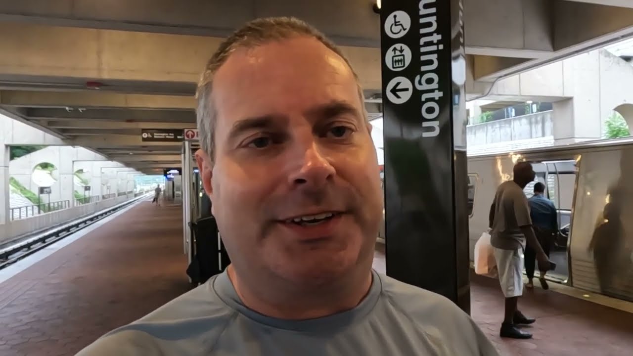 Transit Enthusiast Sets New 98-Station Metrorail Speed Record of 8:20 (Short Verison)