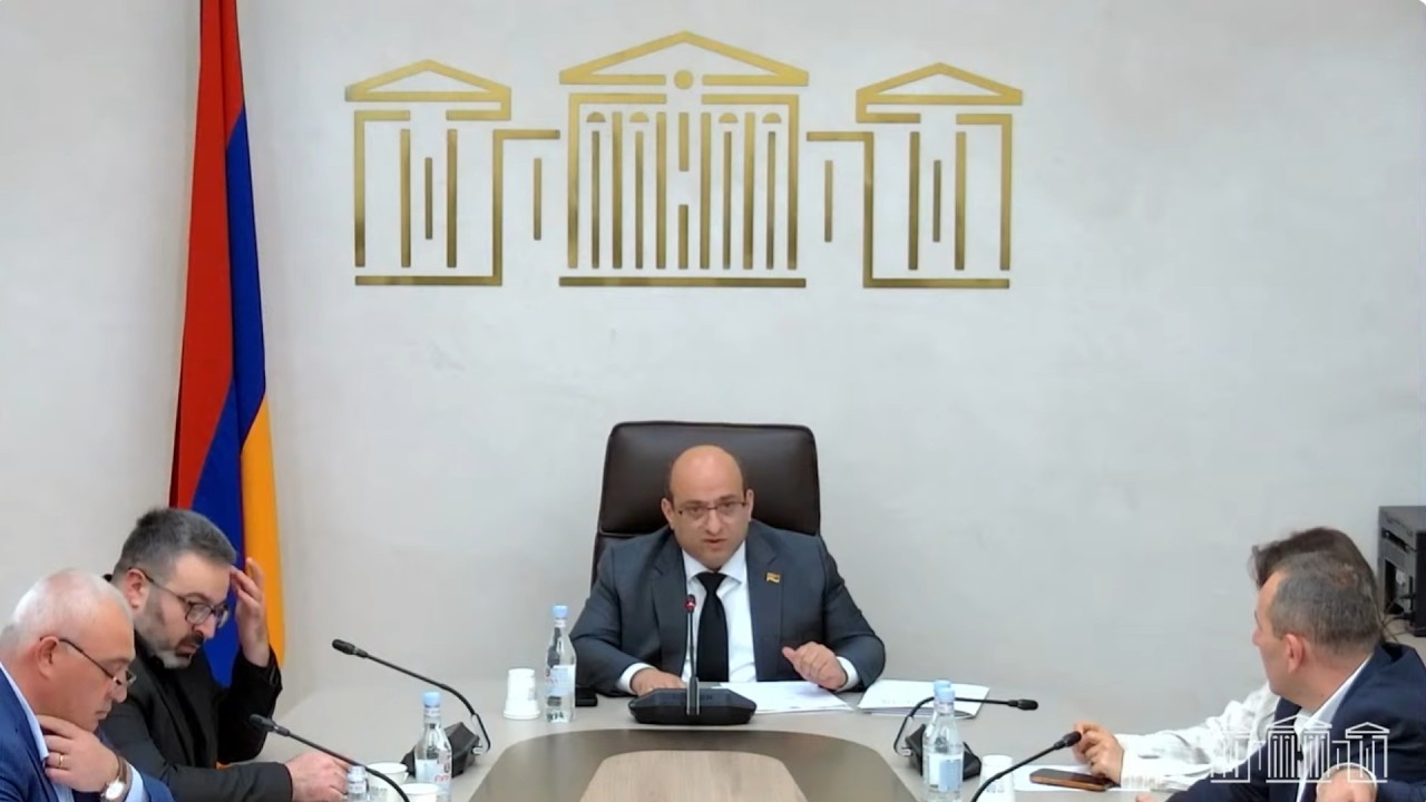 ԱԺ-ում նիստ է․ ՈՒՂԻՂ
