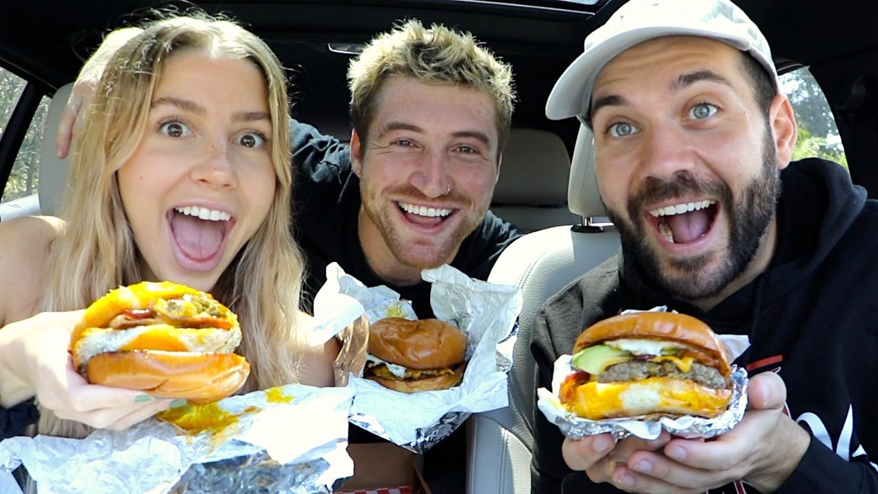 JAC, SCOTTY, AND JOE TRY TOP RATED CHEESEBURGERS IN COUNTRY!!