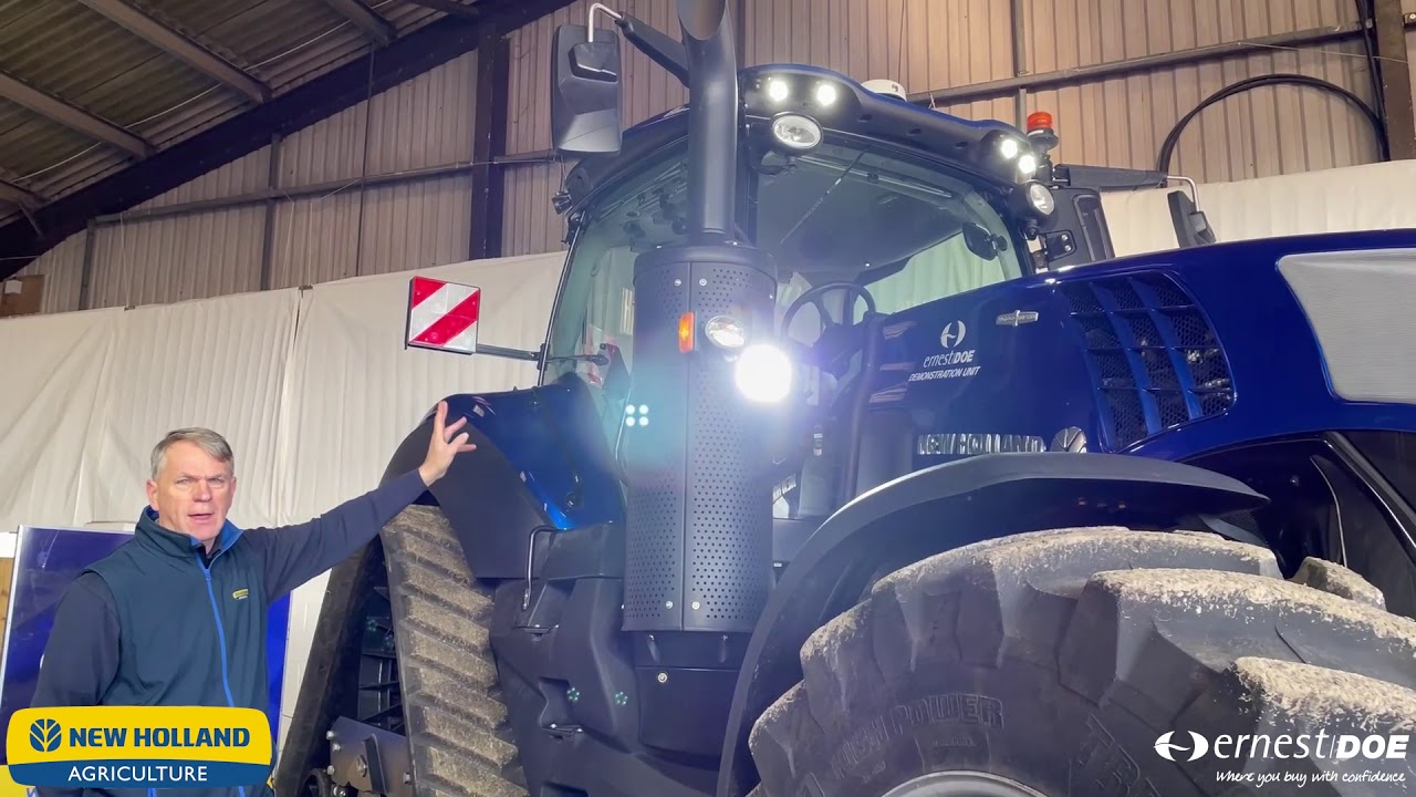 New Holland T8