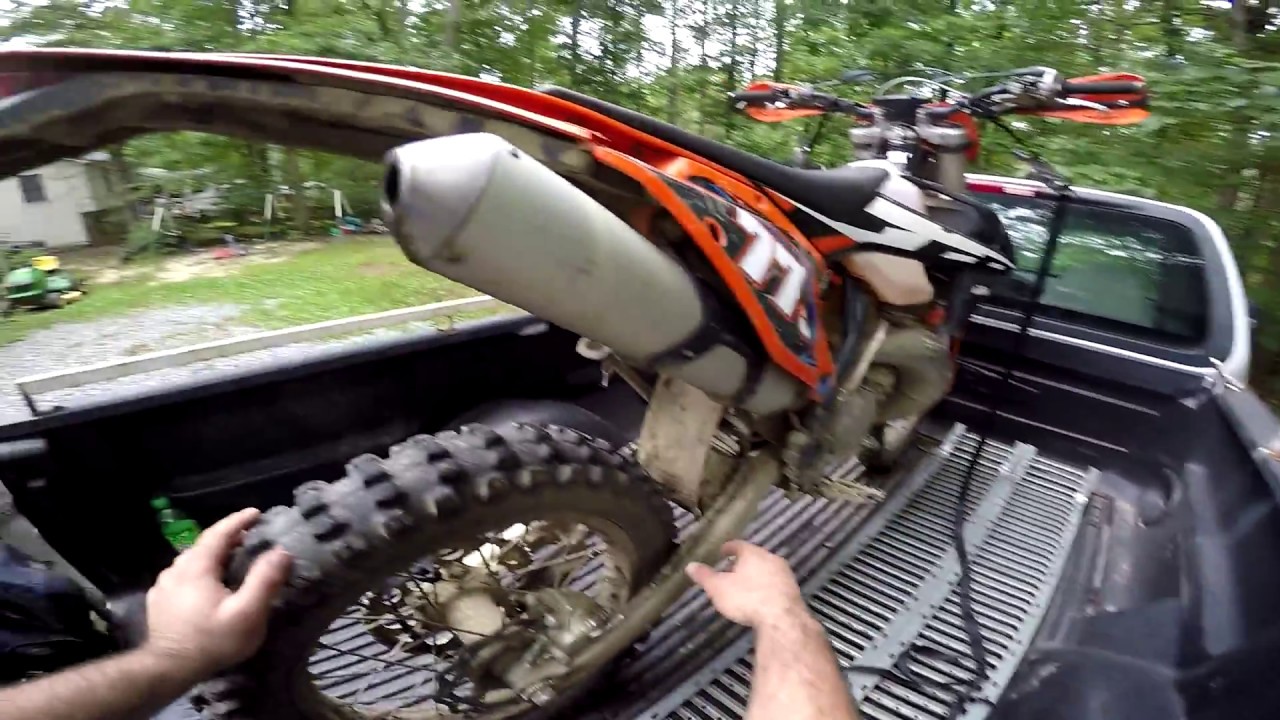 HOW TO: KTM 250 300 350 Replace Rear Brake Pads