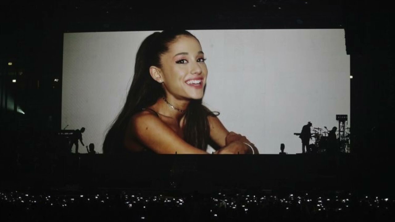 Ariana Grande - True story (empty arena)