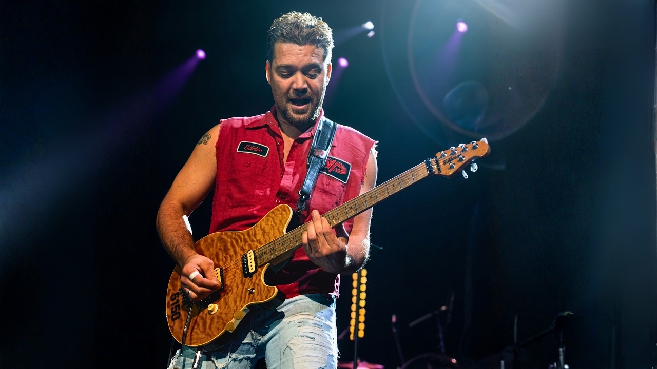 When Van Halen Lit Up Toronto | &ldquo;You Really Got Me&rdquo; Live 1995