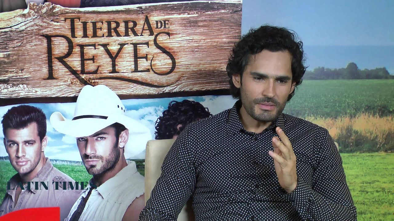 Sonya Smith y Fabian Rios protagonists of the new telenovela Tierra De Reyes- Latin Times