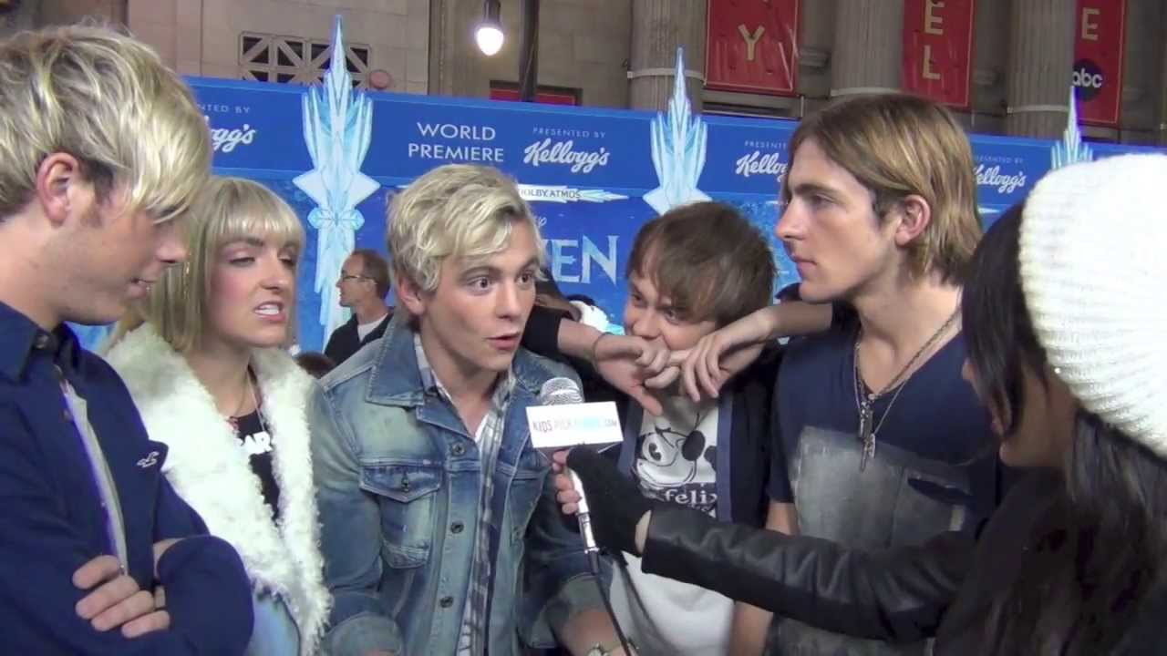 FROZEN White Carpet: Kristen Bell, Josh Gad, Ross Lynch & R5