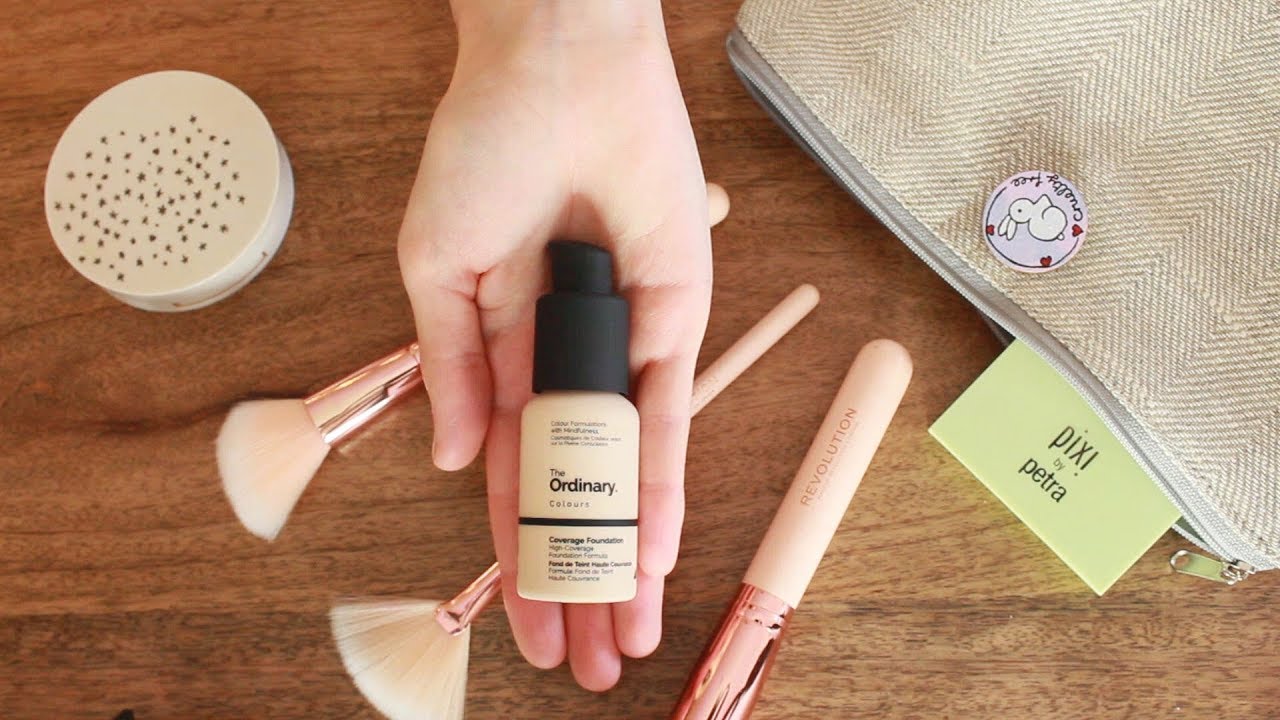 What's in my minimalist Cruelty free/Vegan makeup bag