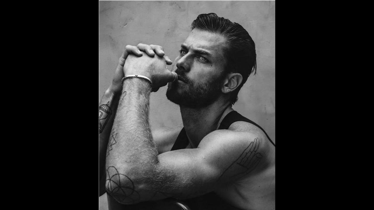 THE BRIT  by Jodi Ellen Malpas