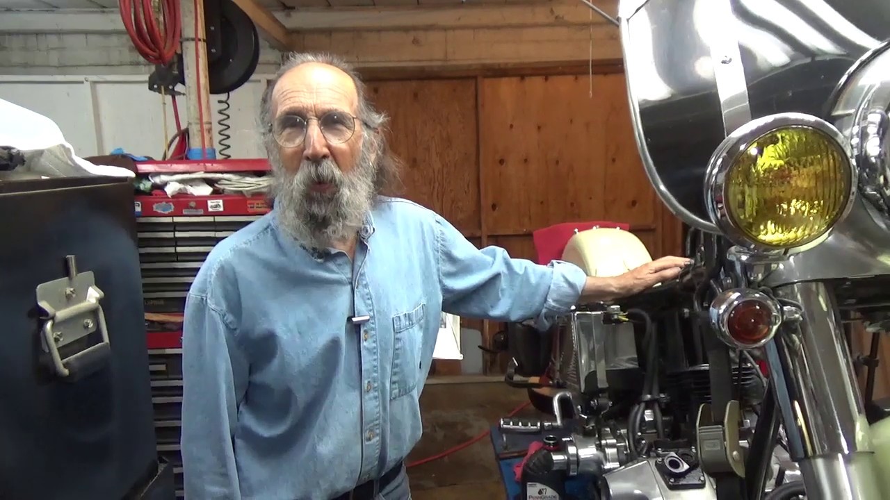 Installing Pistons and Cylinders on a Harley Davidson Shovelhead Engine.