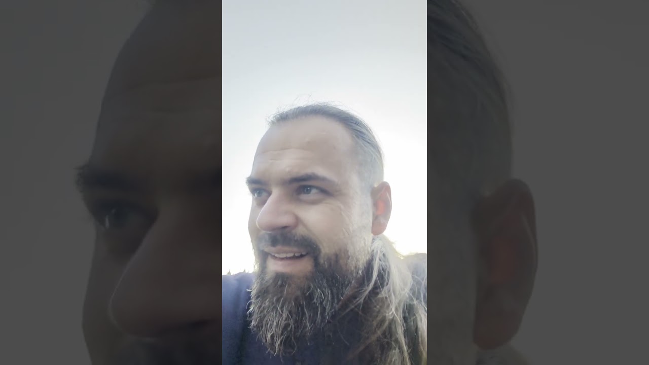 [VLOG] Naprawiamy instalacje elektryczna Emzecie!