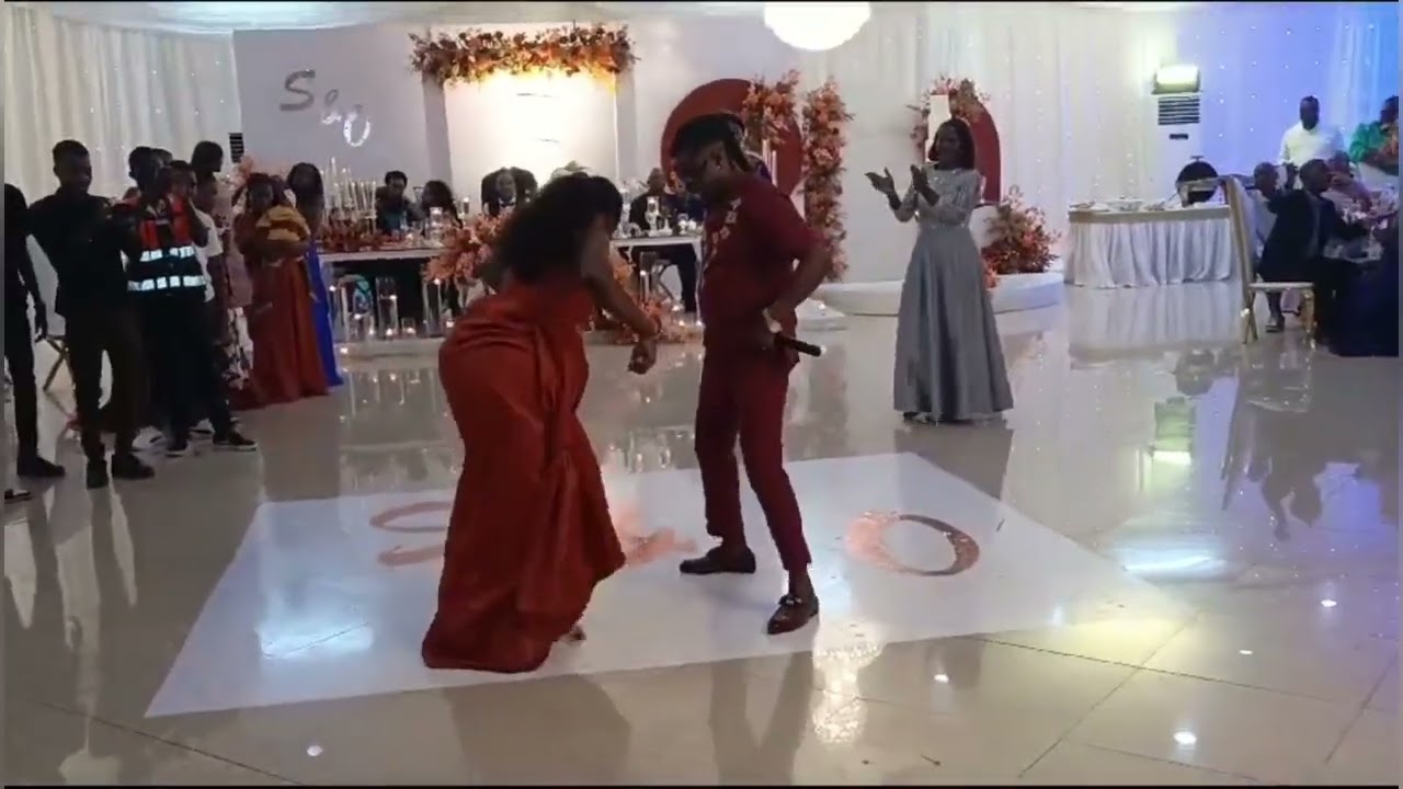 Puto Nelson ( Madala ) faz uma grande atuação no casamento veja o vídeo até ao fim 😤🔥