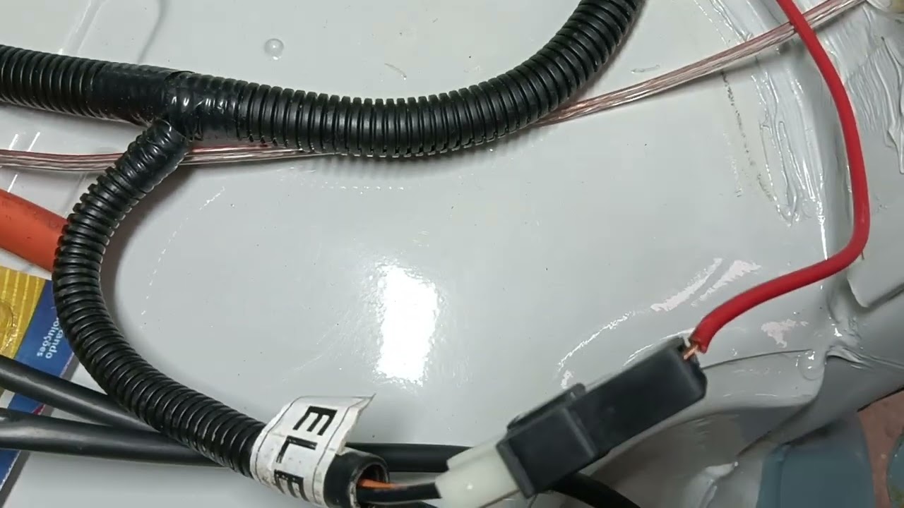Manutenção elétrica acessórios Kombi Last Edition #eletricaautomotiva #kombi #vw
