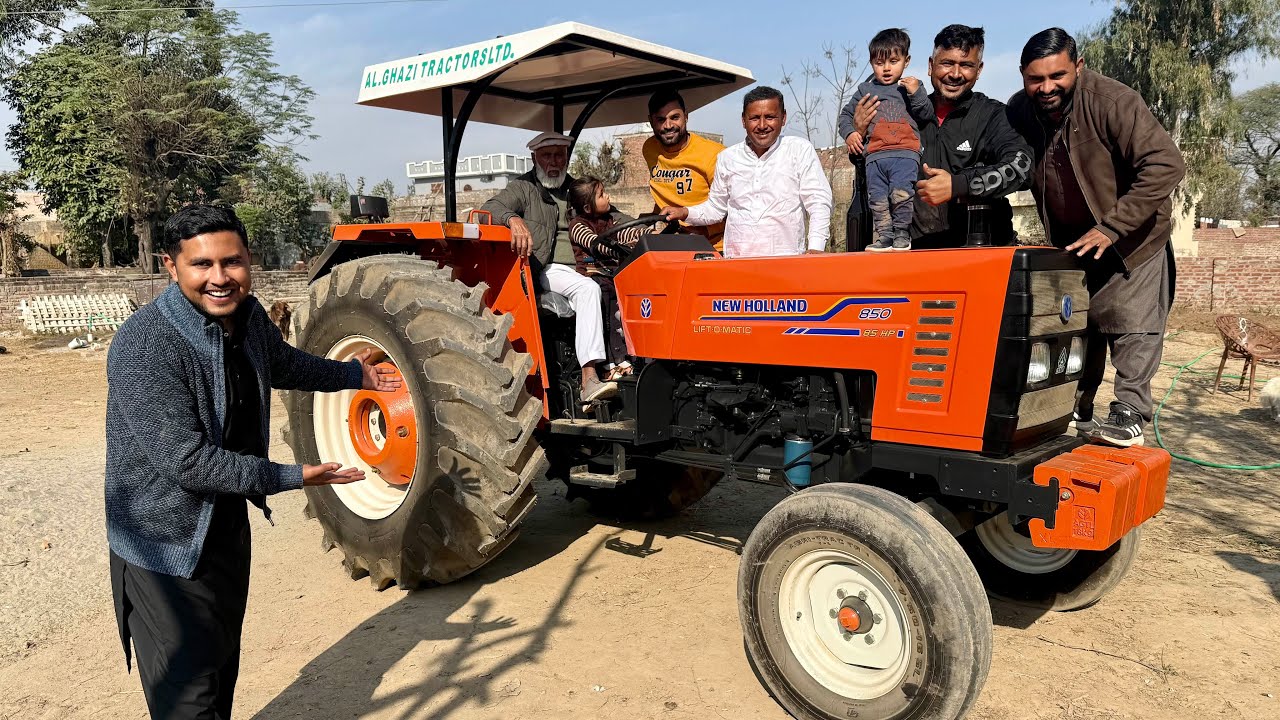 Tractor Sub Ne Chalaya 🥰 Aur Village Walon Ka Reaction 😳