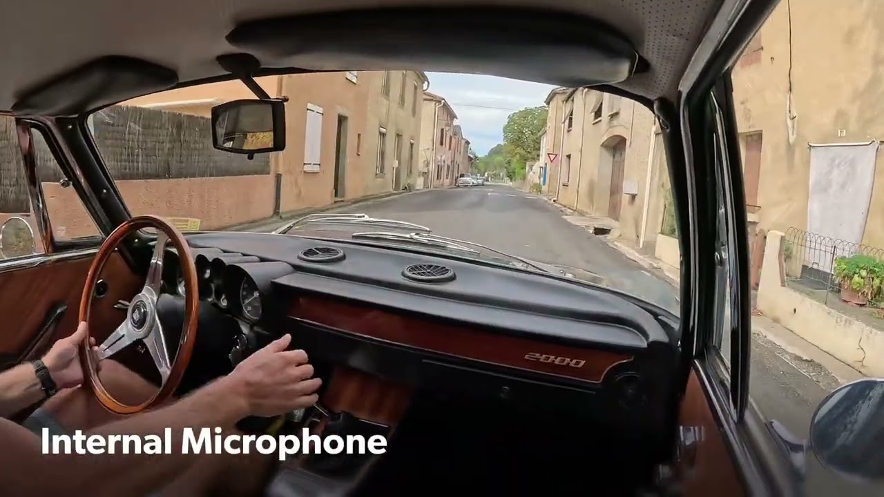 1972 Alfa Romeo GTV 2000 - Driving