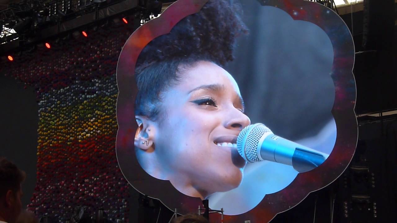 Lianne La Havas - Unstoppable (HD)(Live @ Wembley Stadium, London. 15/06/2016)