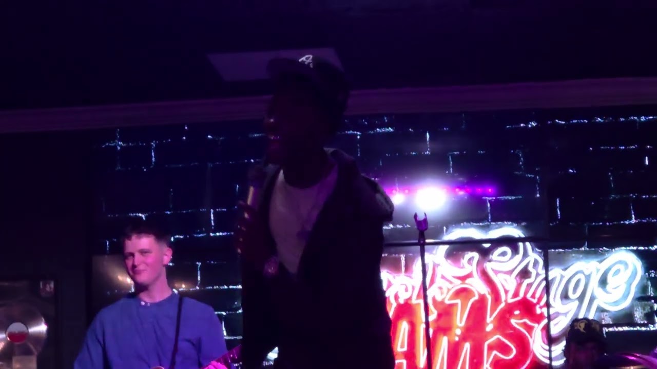 EJ Jones came to Atlanta to show Xavier Lynn some ❤️ at BackStage Jams 