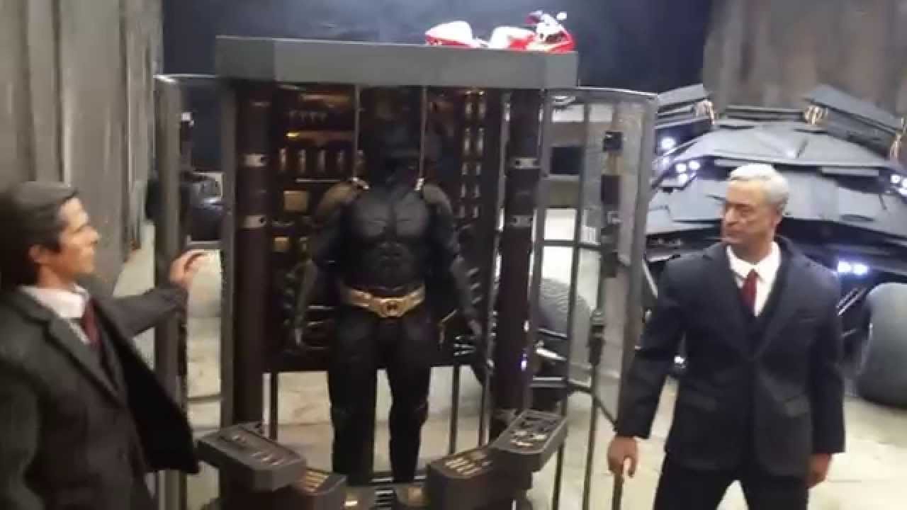 Hot Toys The Dark Knight Batman Diorama
