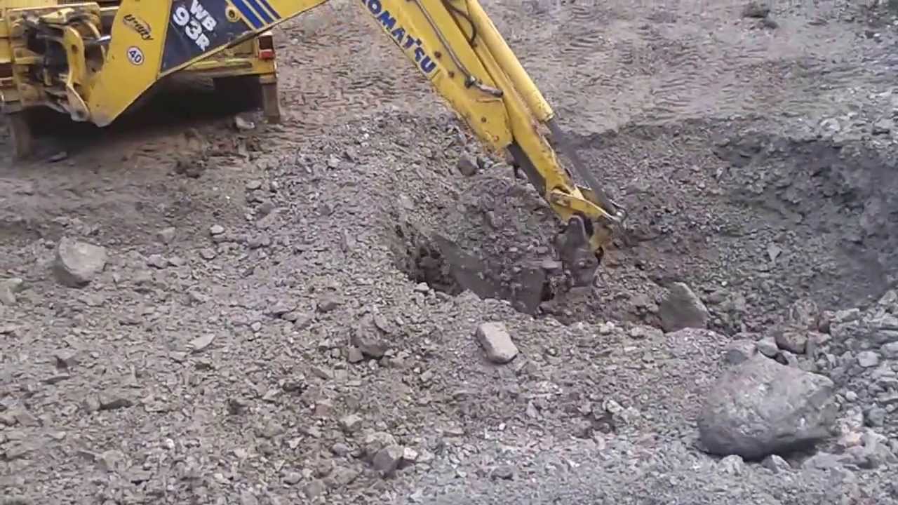 Komatsu WB 93 R-2