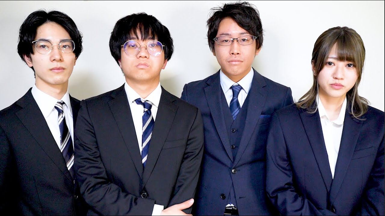 この中の2人が卒業します。