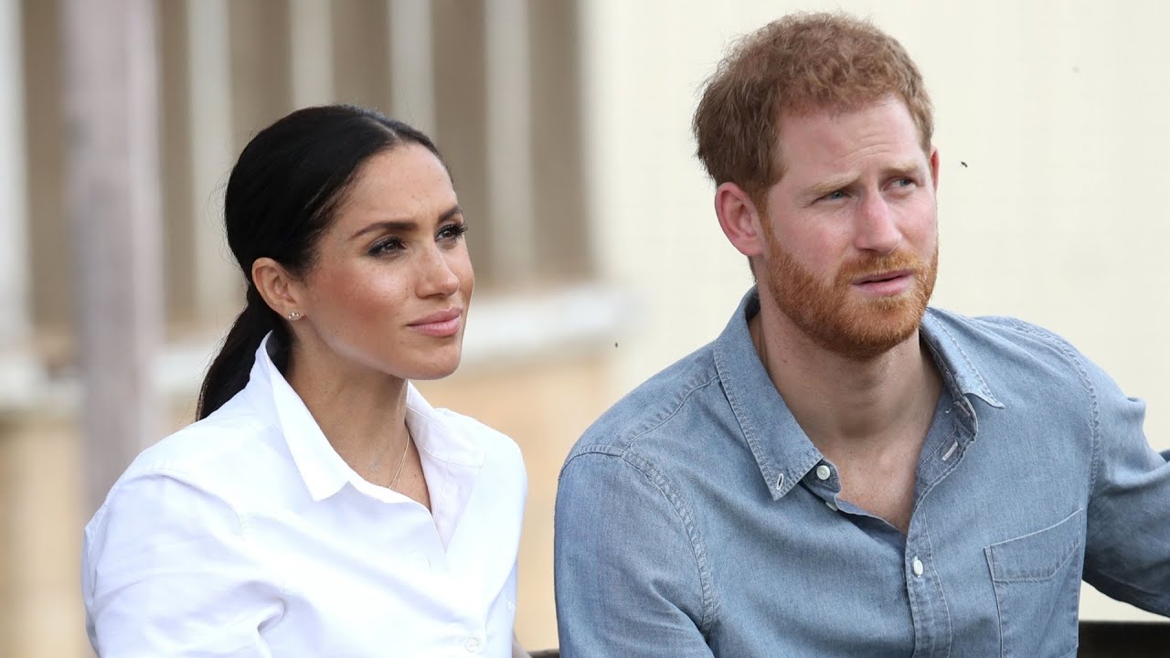 Meghan Markle demands everyone to ‘curtsey or bow’ to her amid royal visit
