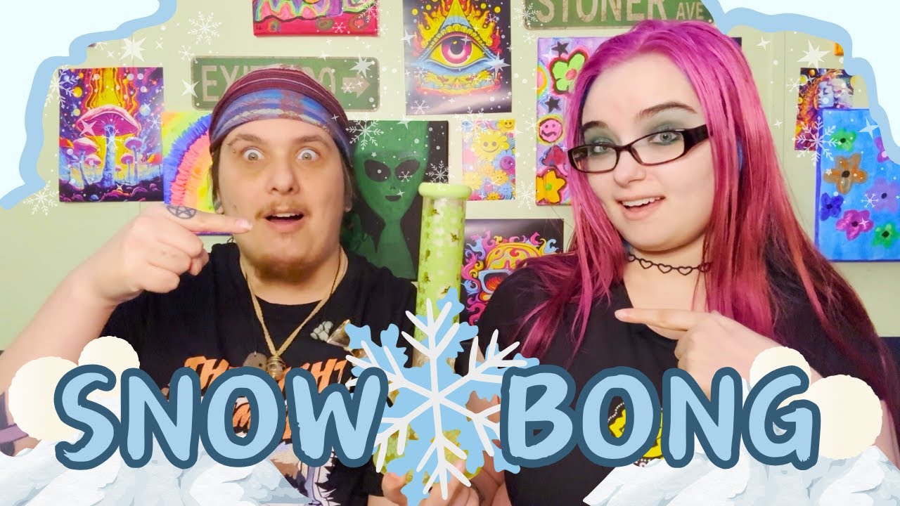 Making a SNOW BONG! ❄⛄