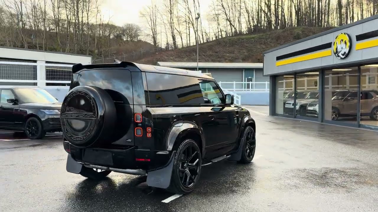 2026 New Land Rover Defender 90 OBSIDIAN D250 HARDTOP COMMERCIAL WIDE TRACK for sale Castle Motors