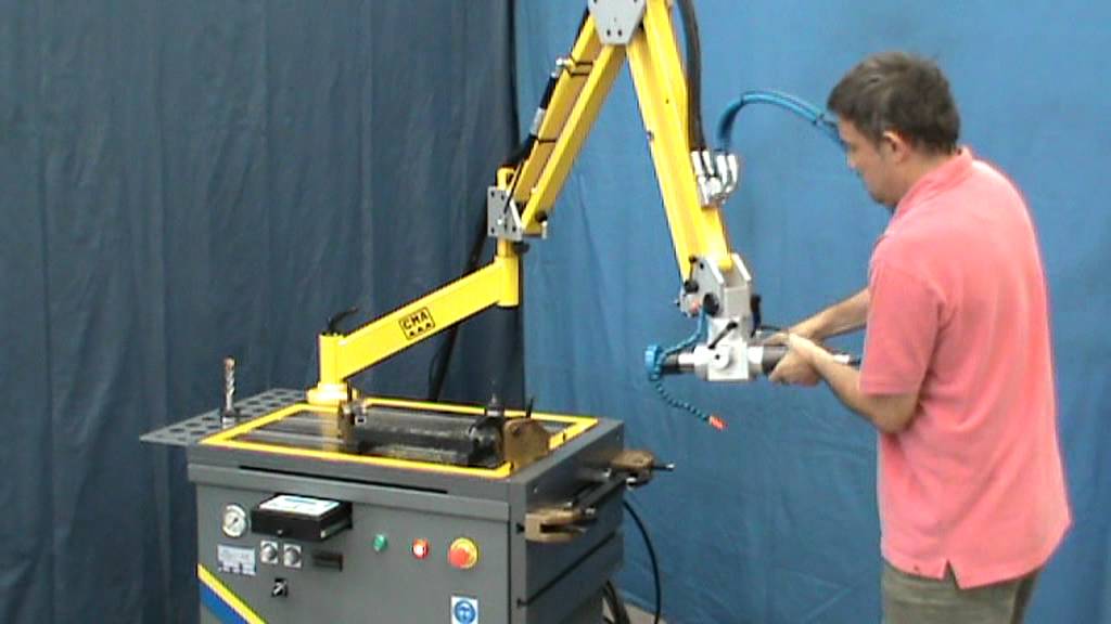 Hydraulic tapping machine CMA RHRM30D+.mpg