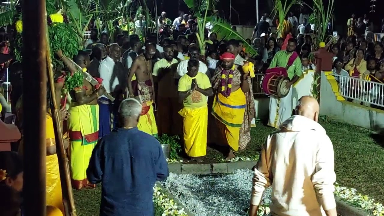 MONT ROCHES MURUGAN MALAI KOVIL THEEMIDEE AOUT 2025