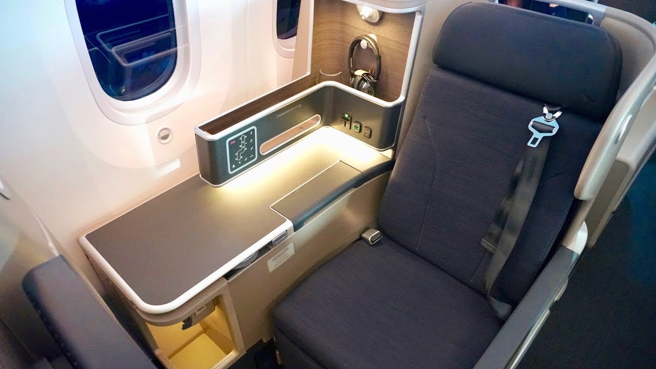 New Qantas Business Class - 787-9 Dreamliner  - Inaugural Flight - Melbourne to Los Angeles (QF95)