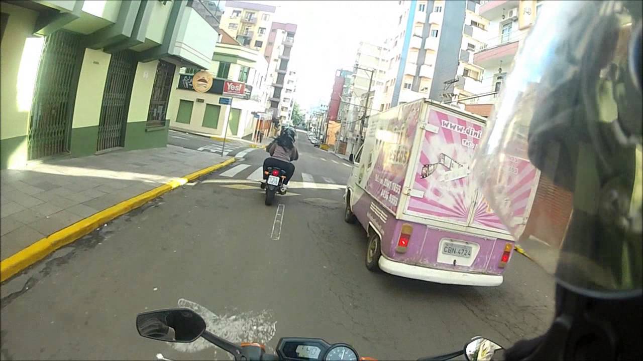 Fazer 250 vs CB 300 com garupa / Motovlog Santa Maria