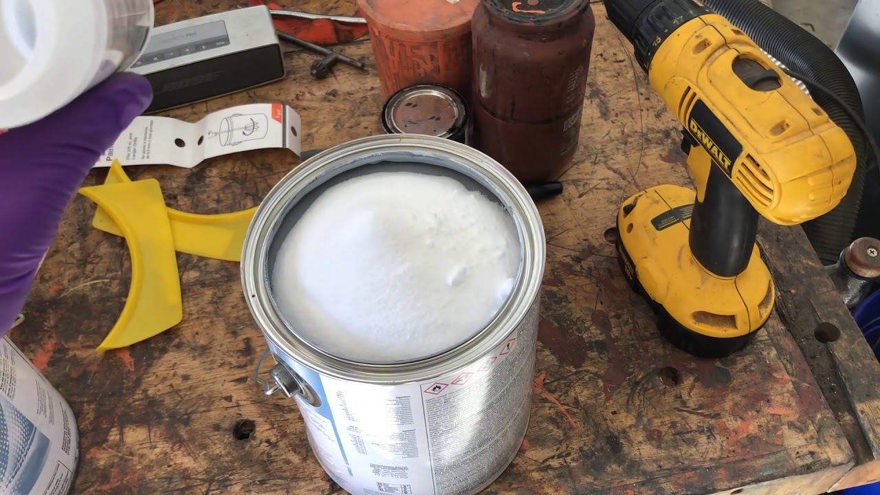Нанесение эпоксидной смолы (Sherwin Williams ARMOURSEAL 1000 HS) на бетонные полы