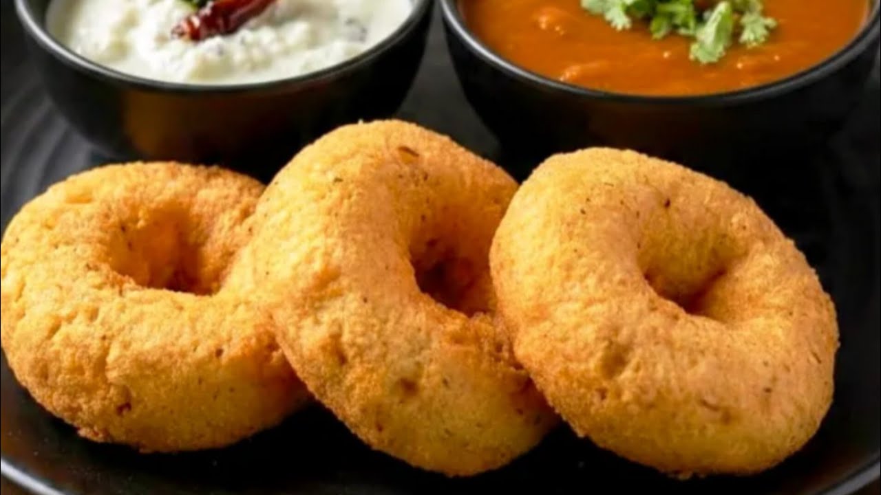 मेदू वडा |How To Make CrispyMedu Vada | South IndianRecipes | MadhurasRecipe