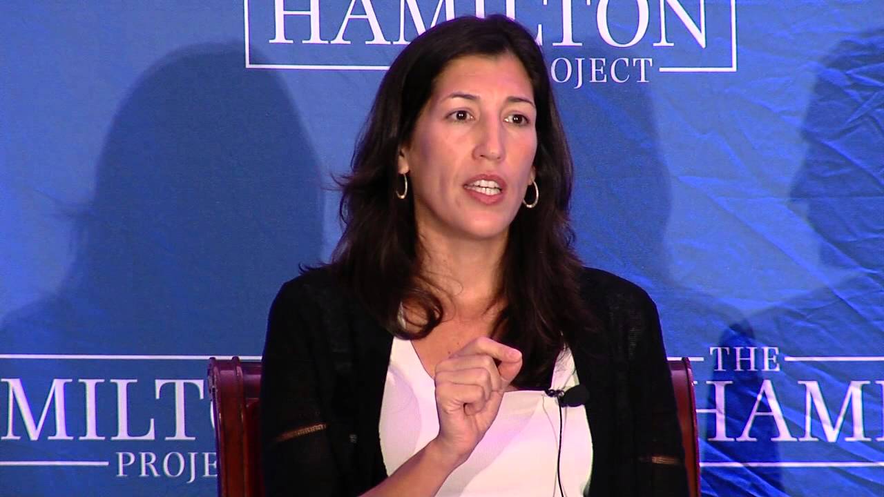 Staying in School: A Proposal to Raise High School Graduation Rates (Roundtable Discussion)