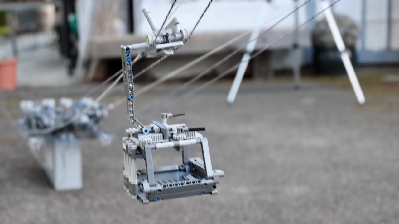 Kuppelbare LEGO 3S-Seilbahn mit Mittelstation