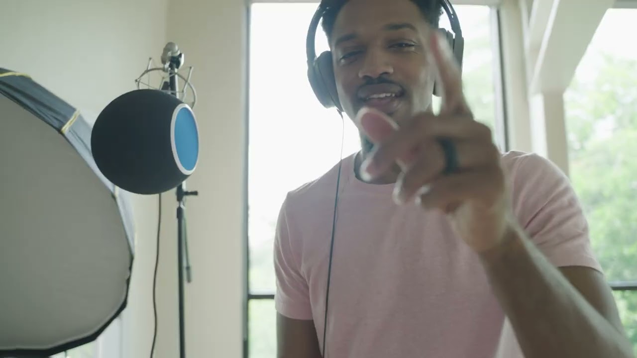 Token Black - Perfect Storm ft. Rob Tr&eacute; (Prod. thebangerslanger) (OFFICIAL MUSIC VIDEO)
