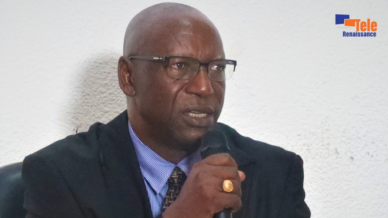Capitaine Micombero na Simbananiye bari mu bagandaguye incabwenge z’Abahutu mu 1960