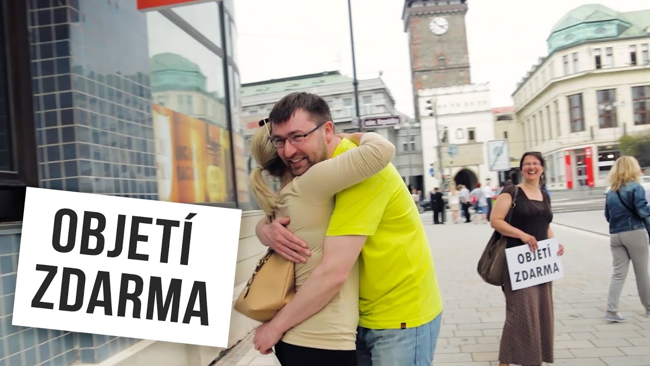 FREE HUGS / Objetí ZDARMA  [Pardubice]