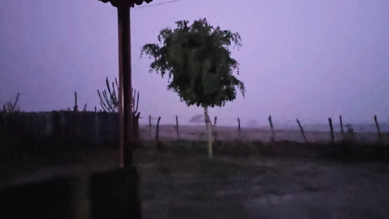 Chuva com trovoadas suave para dormir