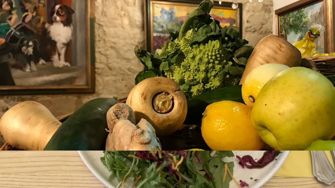 Le Poulbot | French Restaurant in Paris