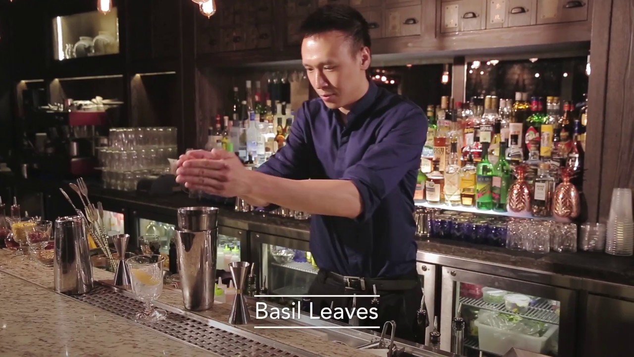 Best Bartender cocktails in Mott 32 by Thomas Tsoi