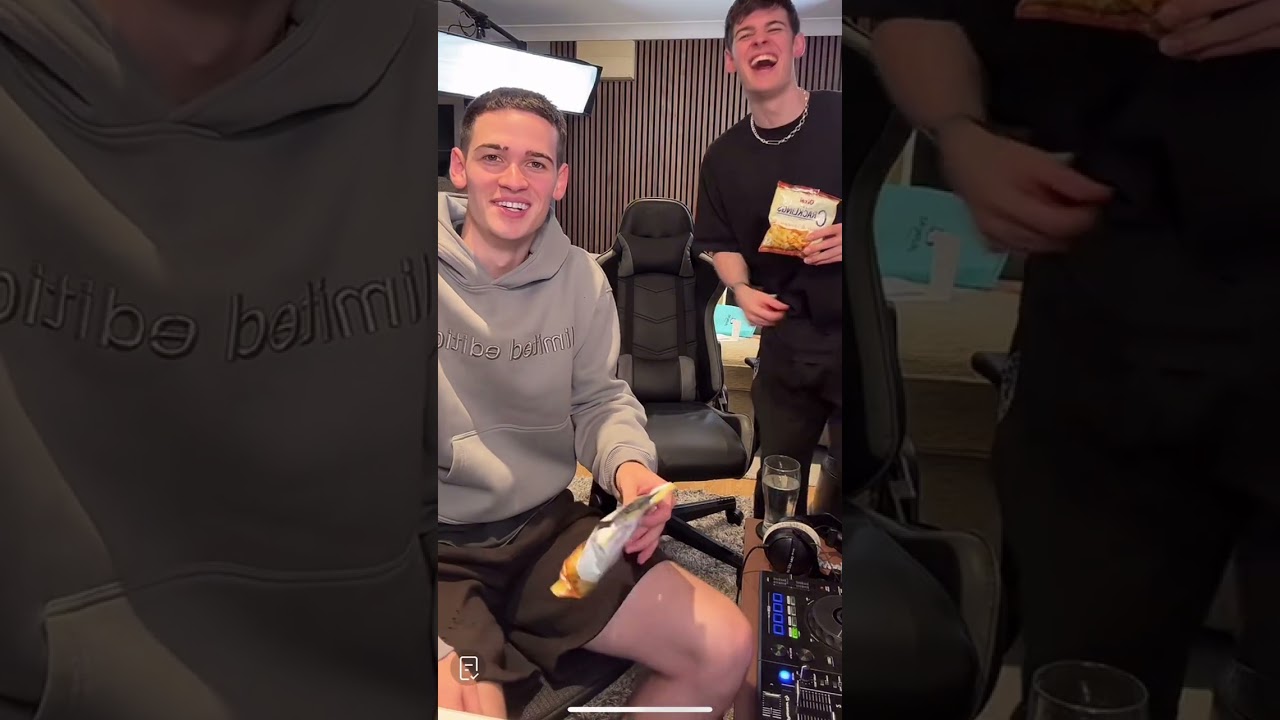 Max and Harvey Live 23/09/25