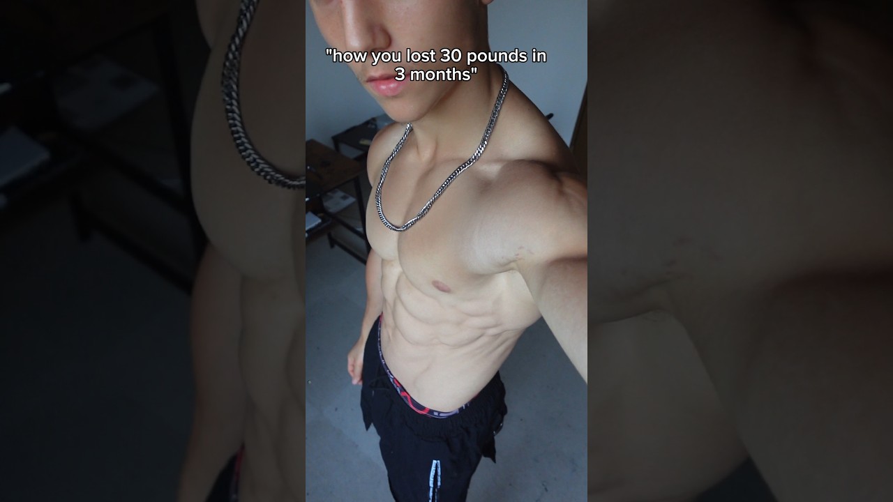 How I lost 30 pounds in 3 months #abs #shredded #muscle #posing #jacked #fitness #gymtips #sixpack