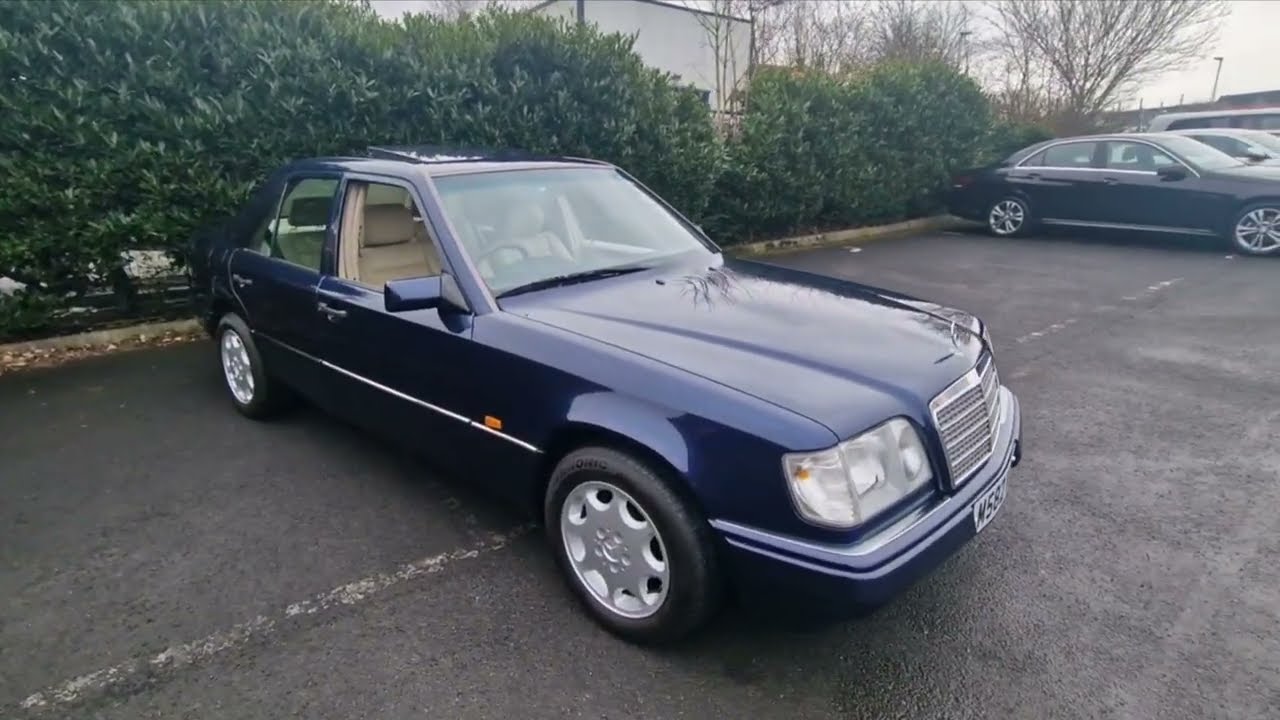 1994 M Mercedes-Benz E Class E220 W214 2.2 4d AUTO 