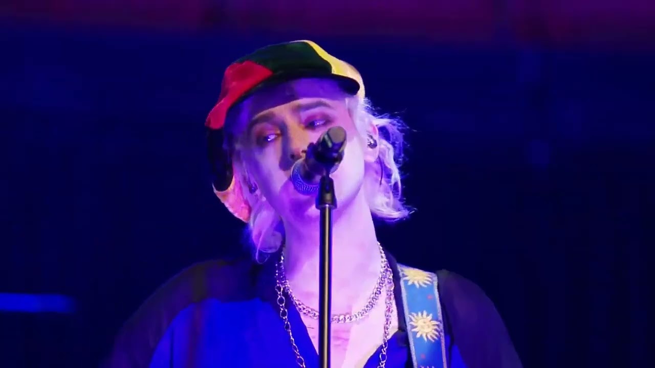 Benito Cerati   En Remolinos &middot; Fantasma   Viajando En La Luz 2022