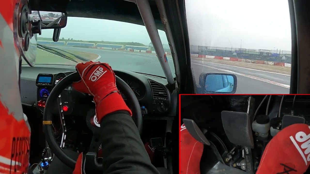 Wet Qualifying on Semi Slick Tyres. Behind the scenes with our Race Team
